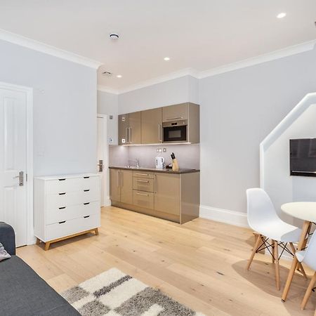 ロンドン Cleveland Houseアパートホテル エクステリア 写真